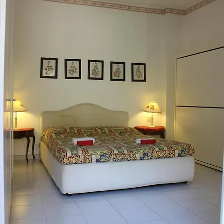 Grazioso Con Garage Incluso Appartement