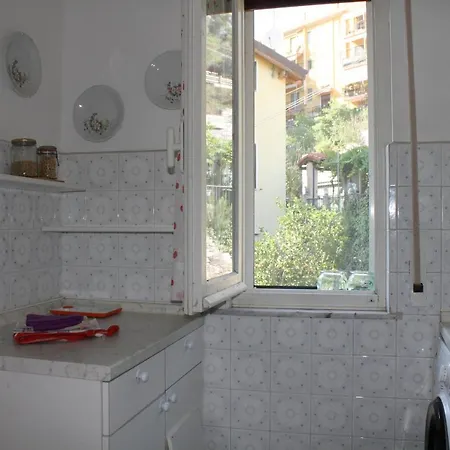 Grazioso Con Garage Incluso *